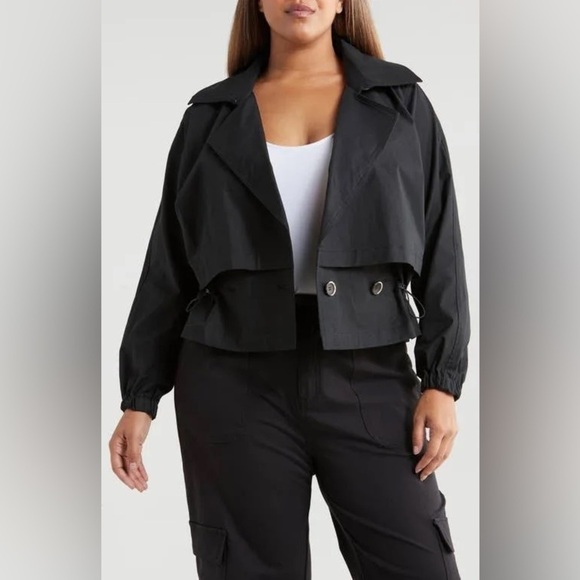 Universal Standard Women's Leonard Cropped Water Repellent Trench Jacket - Picture 5 of 6